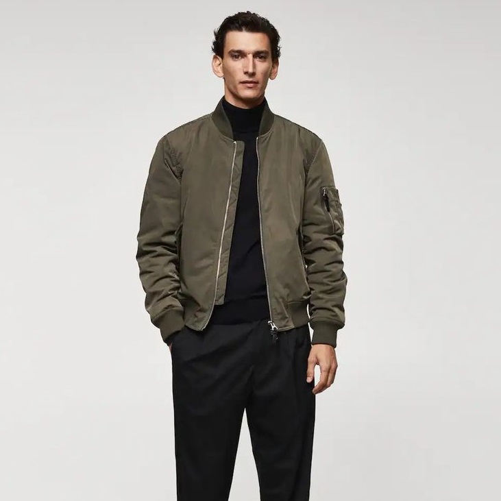 Uncover the resurgence of bomber jackets 