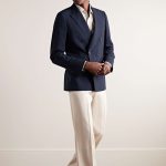 Discover how to wear a suit jacket with jeans